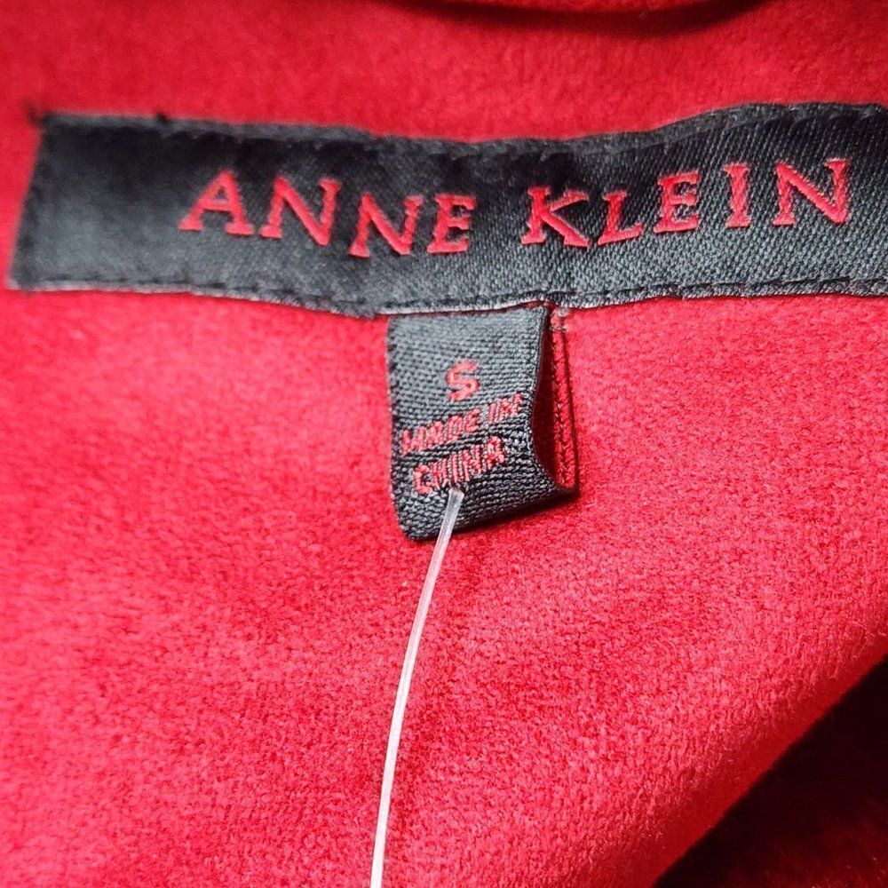 Anne Klein Red Faux Fur Lined Coat with Faux Fur Collar, Women's Small NWT - Picture 5 of 10